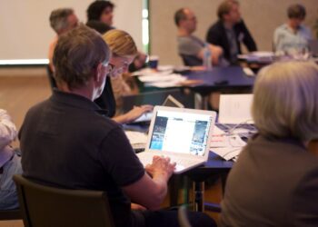 Navigating Devices: Ethics and Responsibility in Schools