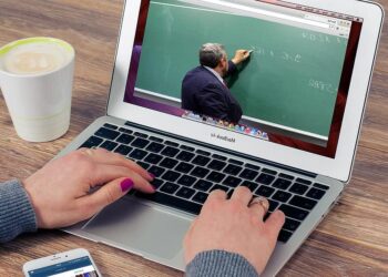 Accessing Free Global Education Online